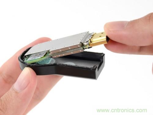 拆解新一代顛覆性產(chǎn)品: 谷歌Chromecast電視棒內(nèi)部探秘