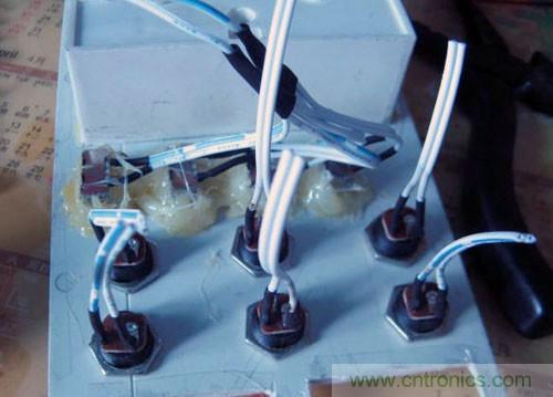 可調電源DIY:接好電源線