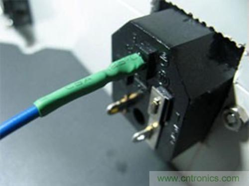 可調電源DIY:安裝前后面板