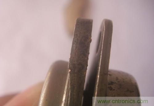 暴力拆解對比:進口金封三極管VS國產金封三極管