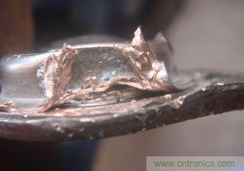 暴力拆解對比:進口金封三極管VS國產金封三極管