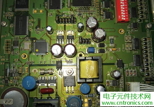 觸摸屏售價(jià)過萬？一臺(tái)工控設(shè)備觸摸屏拆解