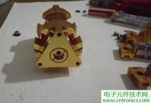 這貨一萬三？50W半導體激光模塊拆解