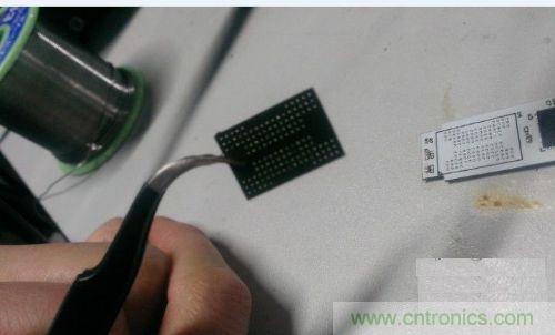 制作U盤全過程，由PCB做起