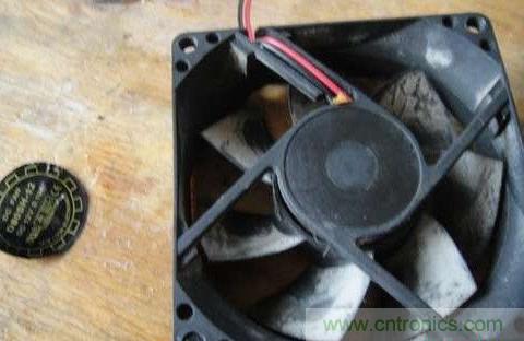 創(chuàng)意DIY！迷你風力發(fā)電機！