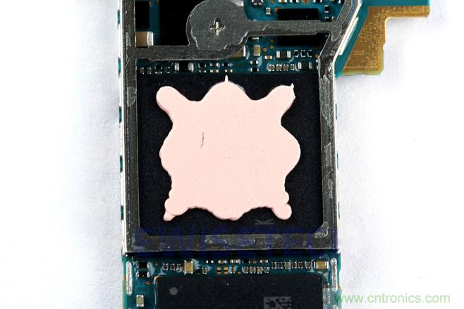 Galaxy Note5拆解，與S系列差距日漸模糊
