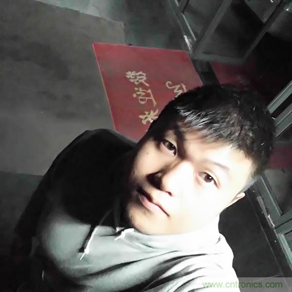 業界良心 LG V10 評測:剛毅、冷峻，不失人性化