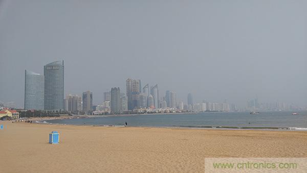 業界良心 LG V10 評測:剛毅、冷峻，不失人性化