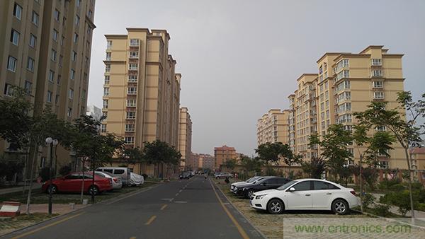 業界良心 LG V10 評測:剛毅、冷峻，不失人性化