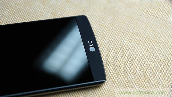 業界良心 LG V10 評測:剛毅、冷峻，不失人性化