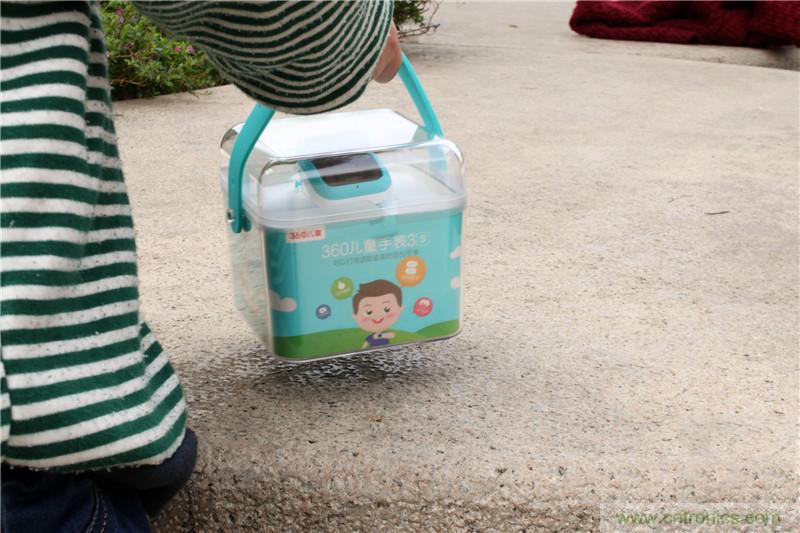 別讓《失孤》重演,360兒童手表幫你定住家中小頑童!