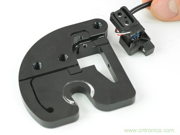 從電池到傳感器,完整拆解小米智能自行車