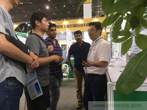 2018物博會：我愛方案網展區人氣高漲，吸引央企和地方官員高度關注