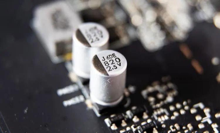 如何確定目標阻抗以實現電源完整性？
